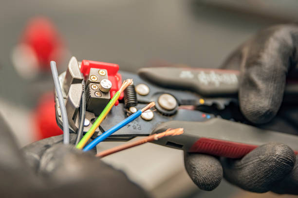 Best Commercial Electrician Services  in Elim, PA